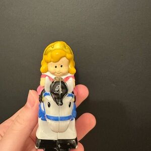 Fisher Price Little People Klip Klop Aurora on White Horse !face defect!